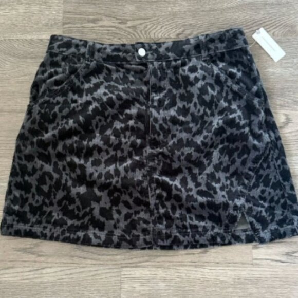 Brand New Pilcro Corduroy Mini Skirt - Picture 15 of 15